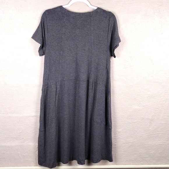 Soft Surroundings Gray Round Neck 1/4 Zip Short Sleeve Above Knee Shift Dress - Picture 10 of 13